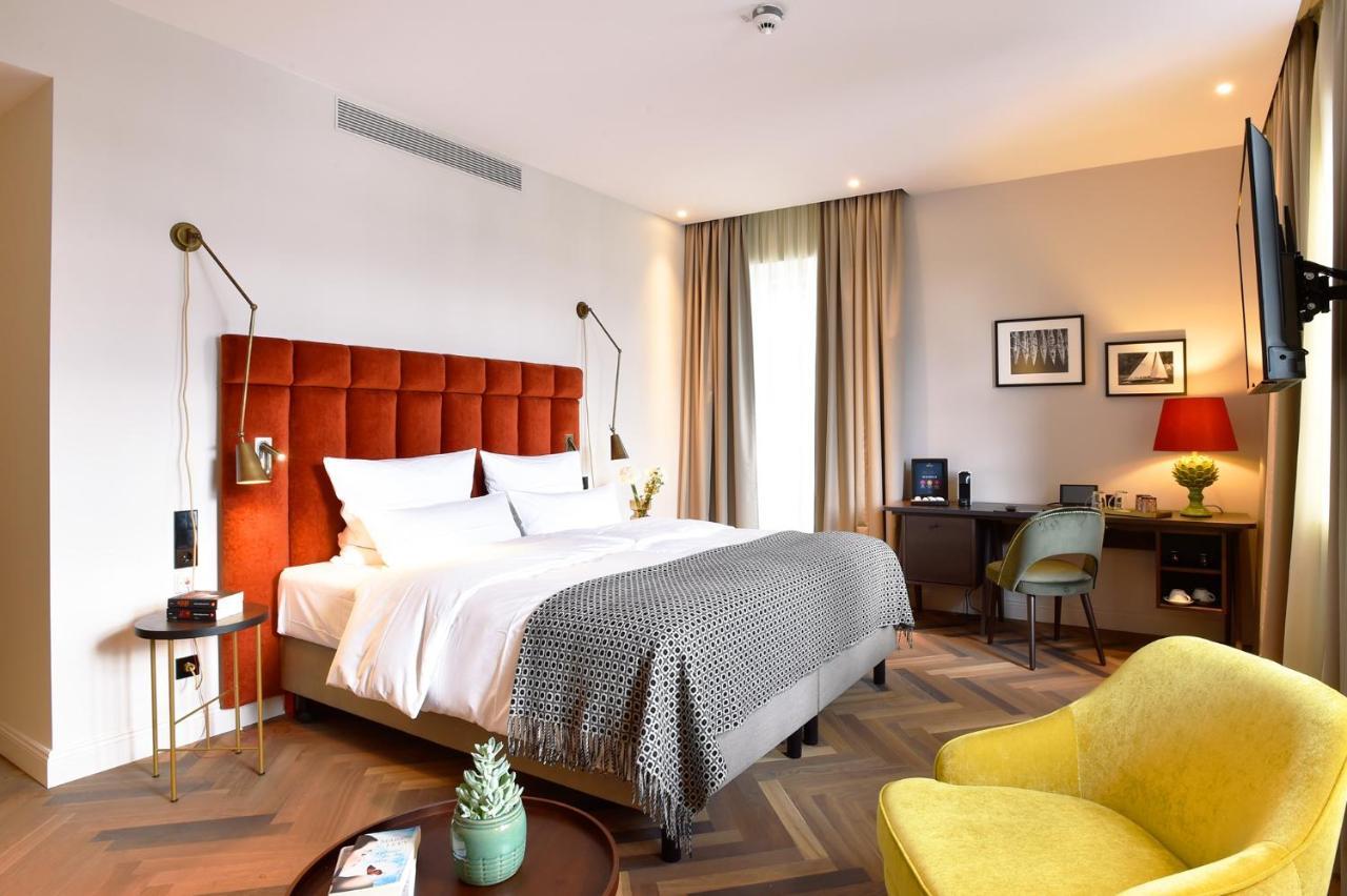 Das James Flensburg Zewnętrze zdjęcie Deluxe room