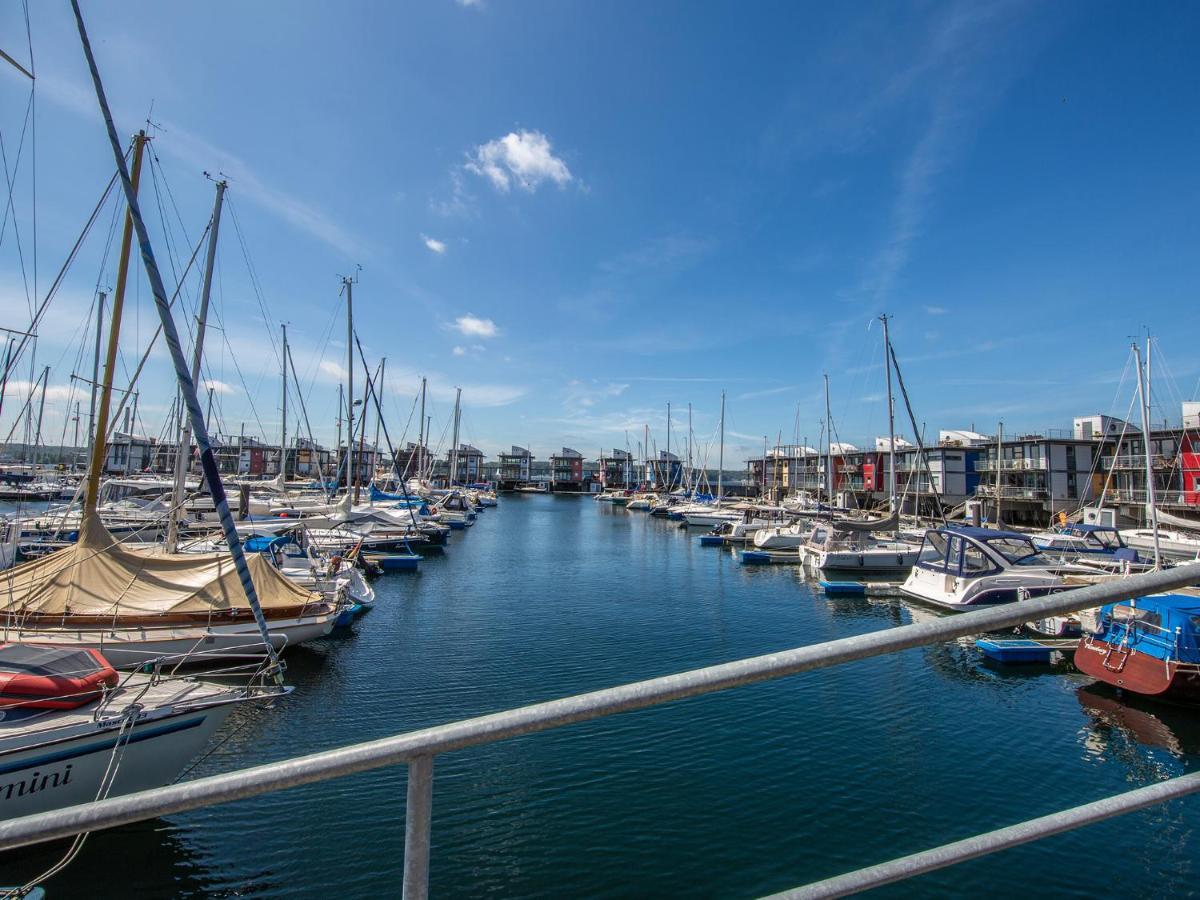 Das James Flensburg Zewnętrze zdjęcie The marina at Ocean Village